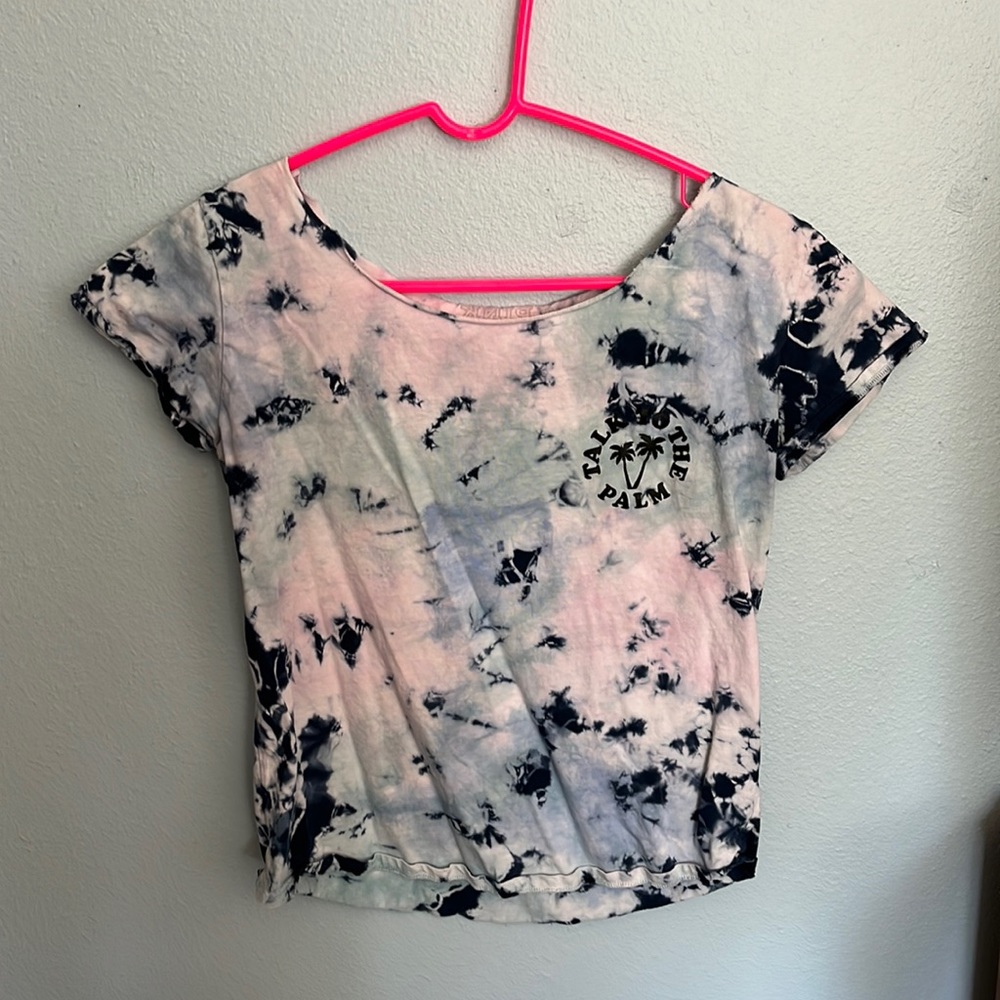 PINK VS short sleeve shirt